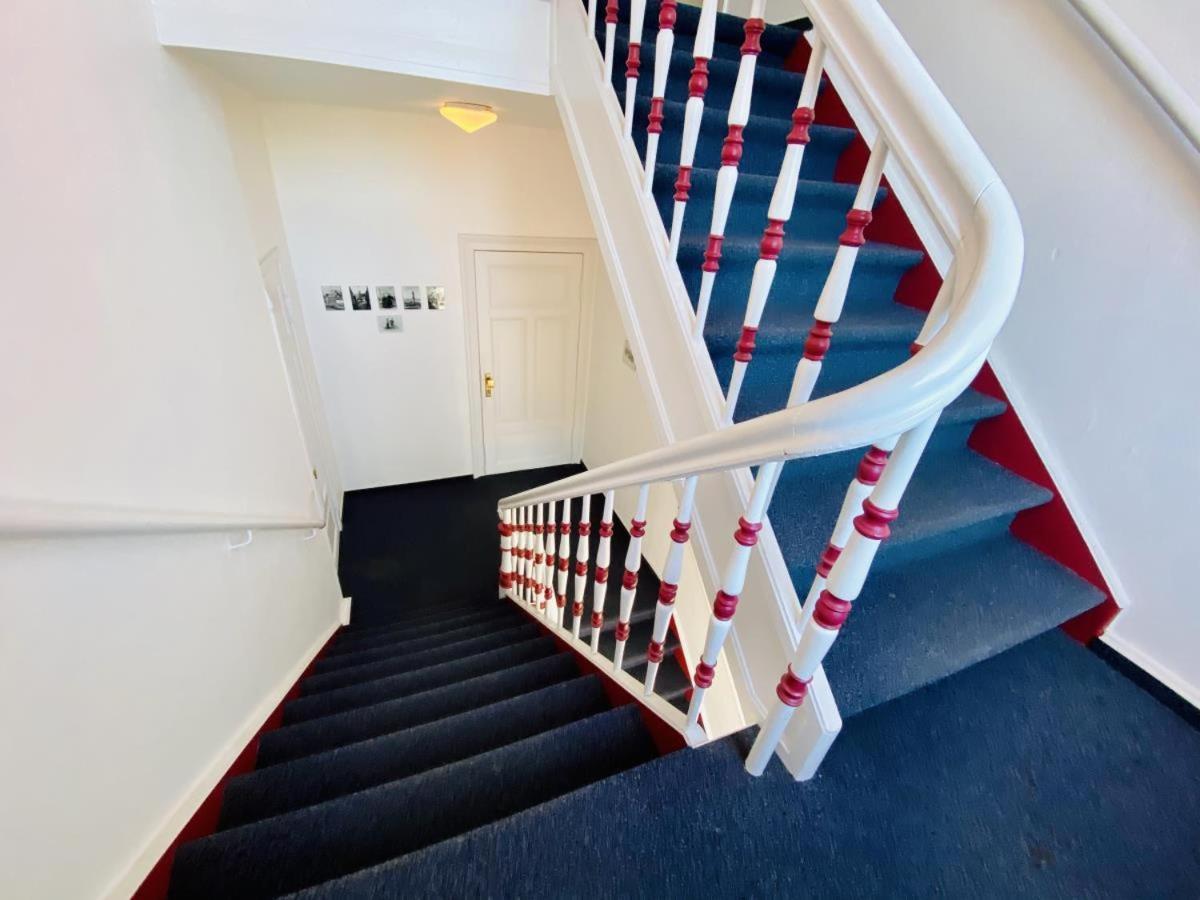 Mond, Am Warnemuender Kirchenplatz Apartment Rostock Ngoại thất bức ảnh